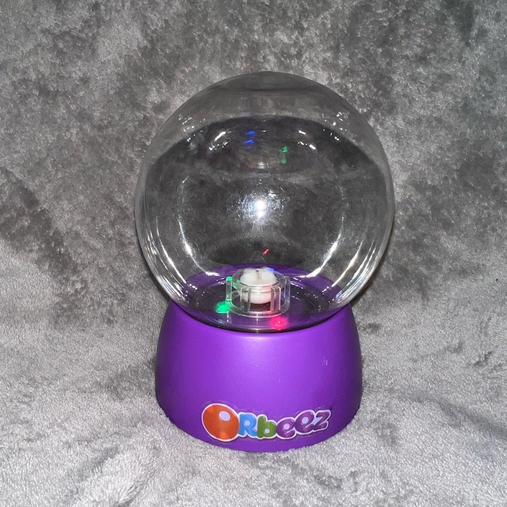 Orbeez Rare Magic light up Globe 2012 With Original Packets. Tested And Works